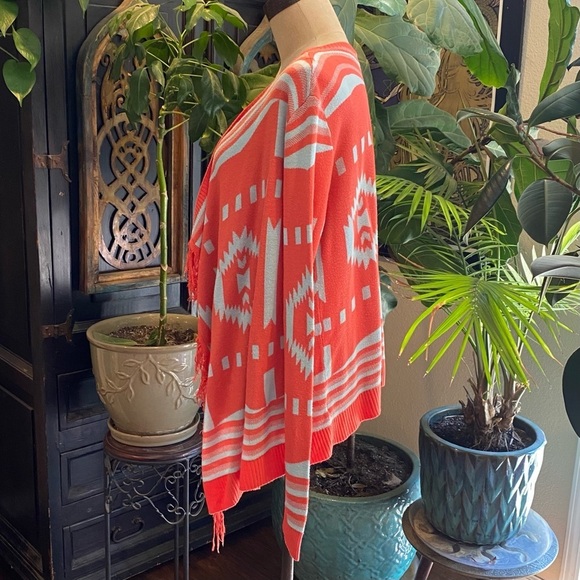 Umgee Tangarine Aztec asymmetric fringe cardigan - Picture 7 of 12